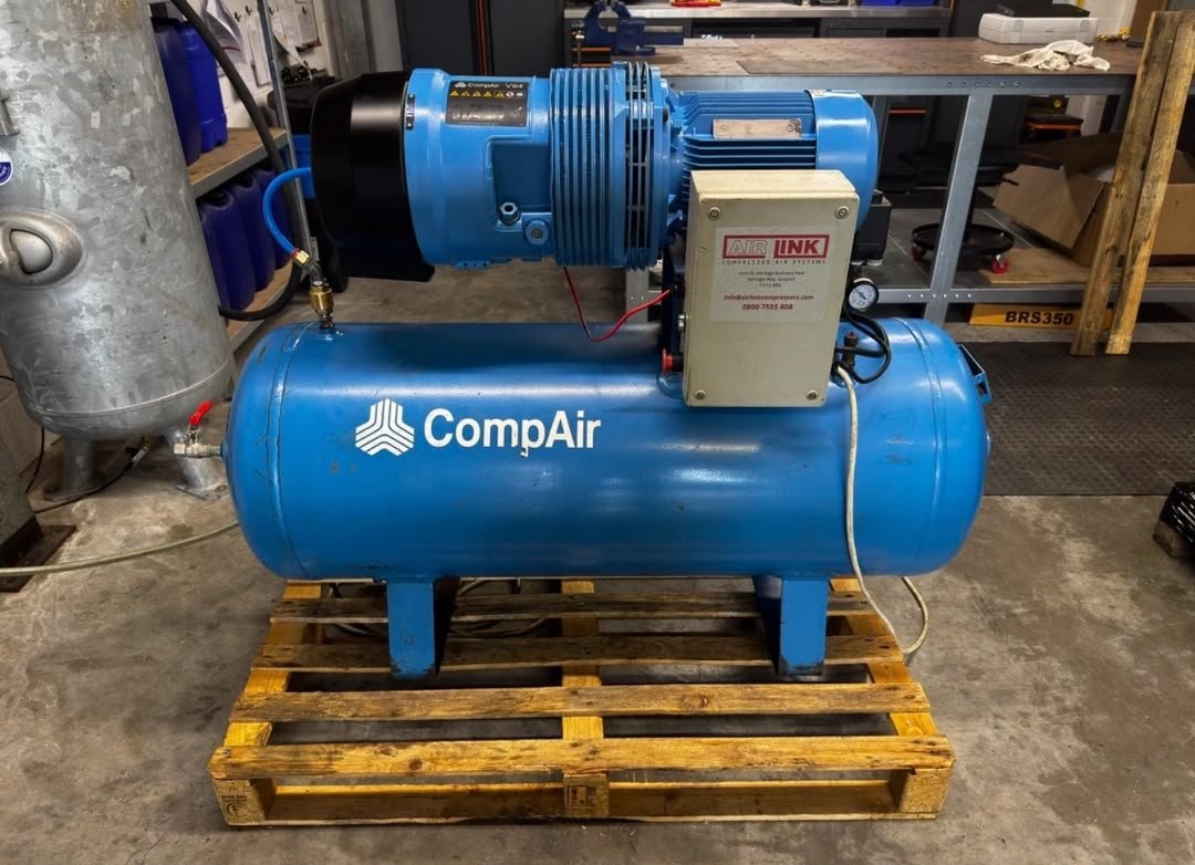 Used CompAir Hydrovane HV04 Air Compressor